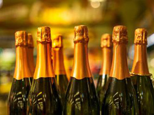 Champagne/Sparkling Wine